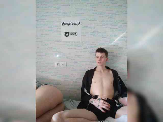 MikaAlex webcam