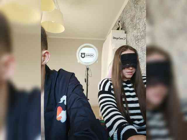 MikaAlex webcam