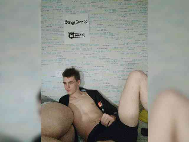 MikaAlex webcam