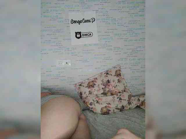 MikaAlex webcam