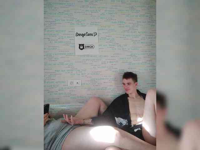 MikaAlex webcam