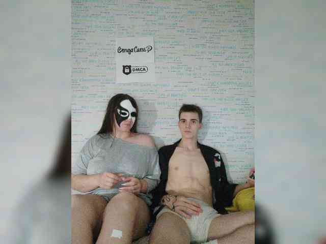 MikaAlex webcam