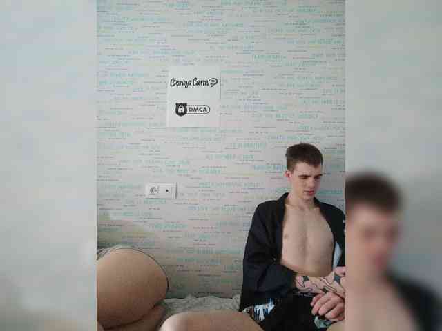 MikaAlex webcam