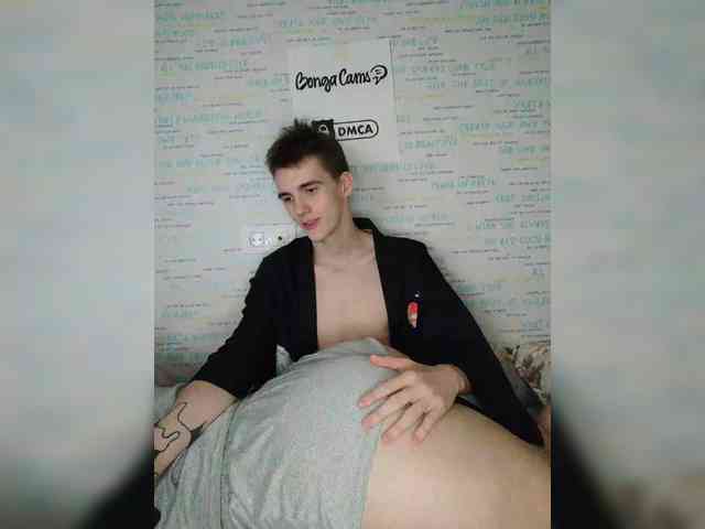 MikaAlex webcam