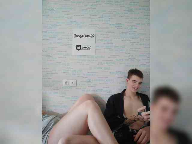 MikaAlex webcam