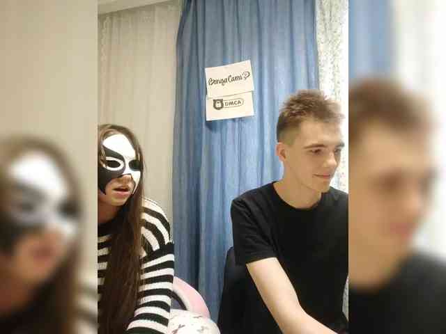 Модель: MikaAlex