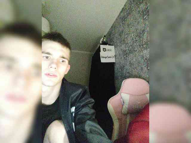 MikaAlex webcam