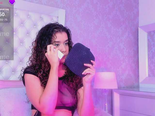 AngelinaFerrer live webcam show