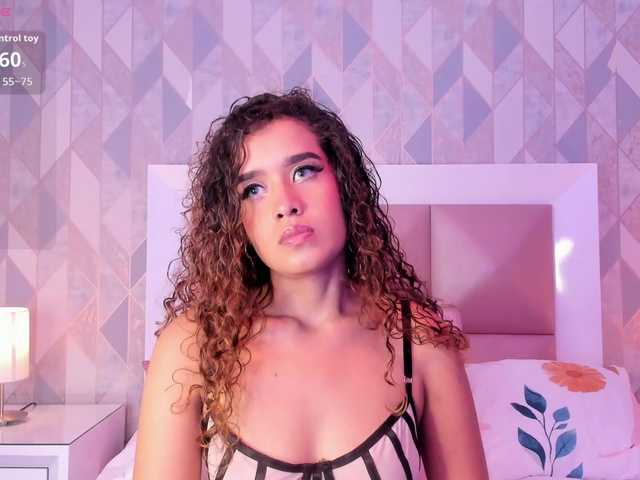 AngelinaFerrer live cam on BongaCams
