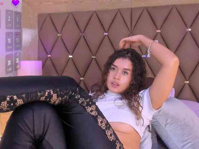 AngelinaFerrer webcam