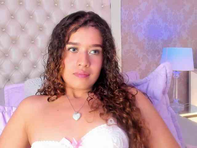 AngelinaFerrer webcam