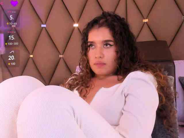 AngelinaFerrer webcam