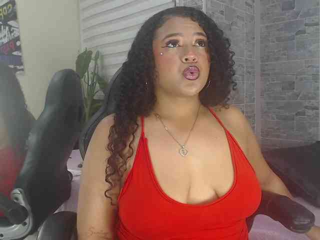 HannaCeleste webcam