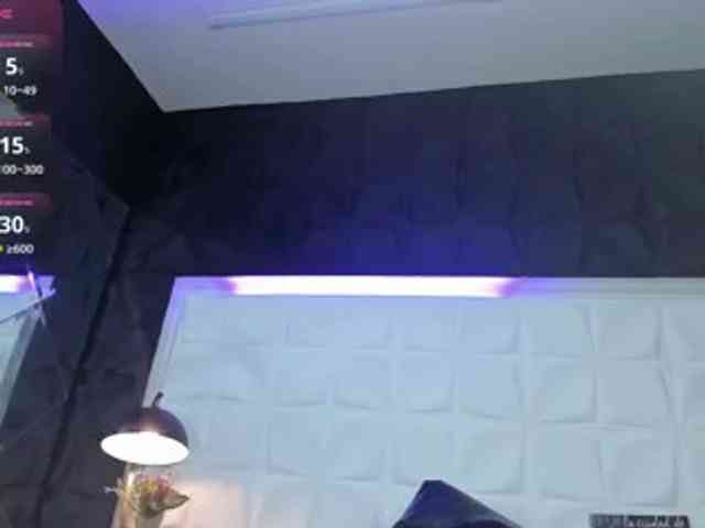 HannaCeleste webcam