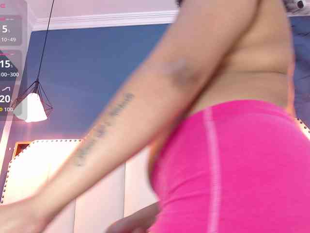HannaCeleste webcam