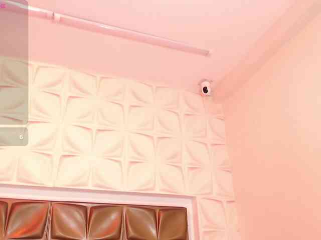 HannaCeleste webcam