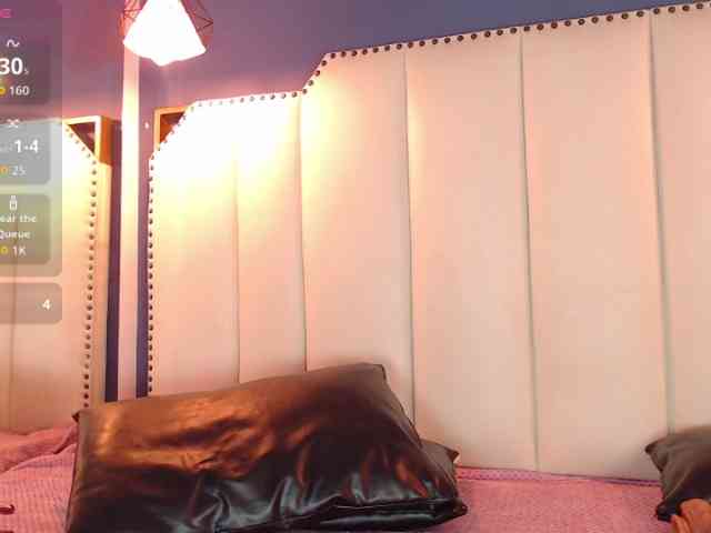 HannaCeleste webcam