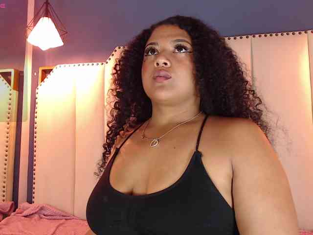 HannaCeleste webcam
