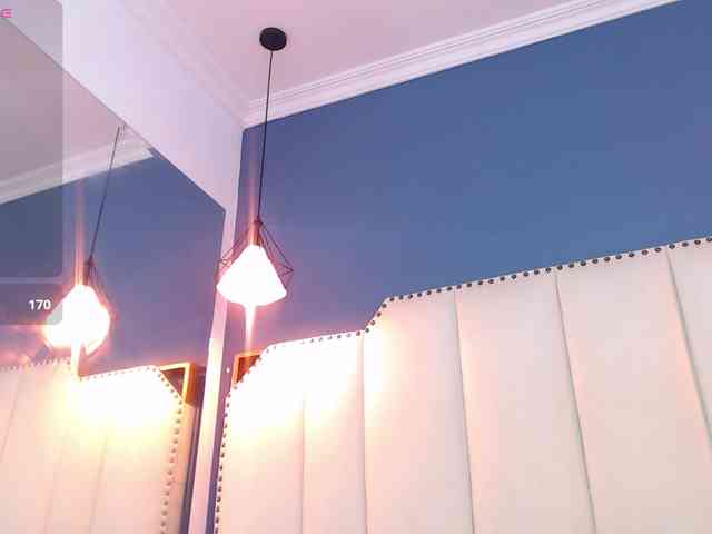 hannaceleste's live room