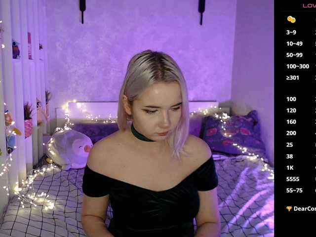 EffieStonem live cam on BongaCams