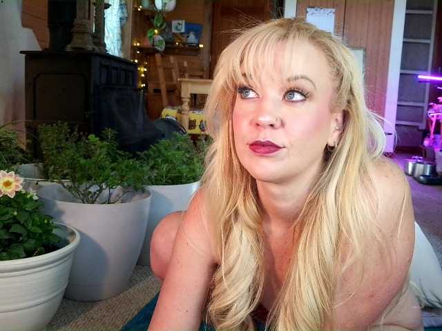 SashaJane live cam on BongaCams