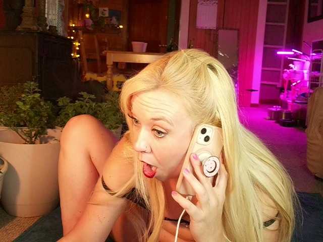 SashaJane
