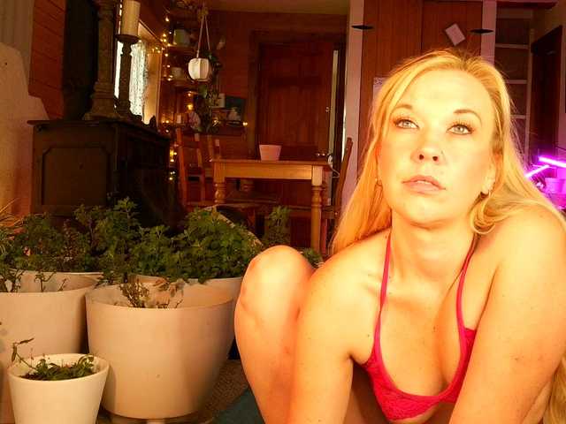 SashaJane