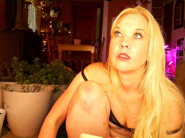 SashaJane webcam