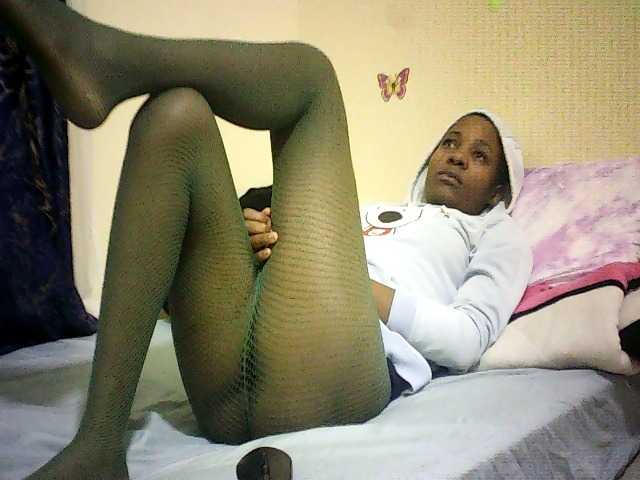 Blackfoxb live cam on BongaCams
