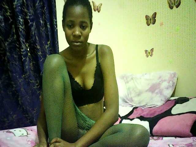 Blackfoxb live cam on BongaCams