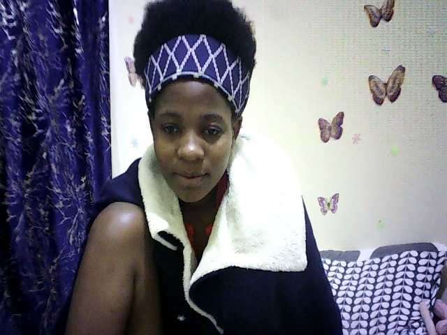Blackfoxb live cam on BongaCams