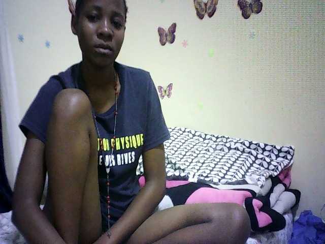 Blackfoxb live cam on BongaCams