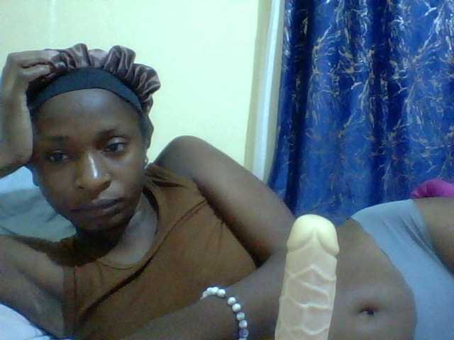 Blackfoxb live cam on BongaCams
