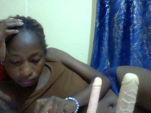 Blackfoxb live cam on BongaCams