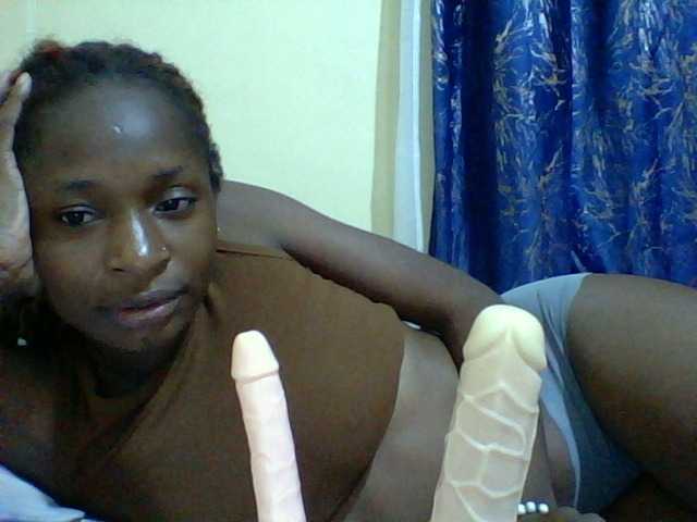 Blackfoxb live cam on BongaCams