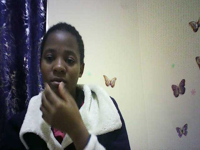 Blackfoxb live cam on BongaCams