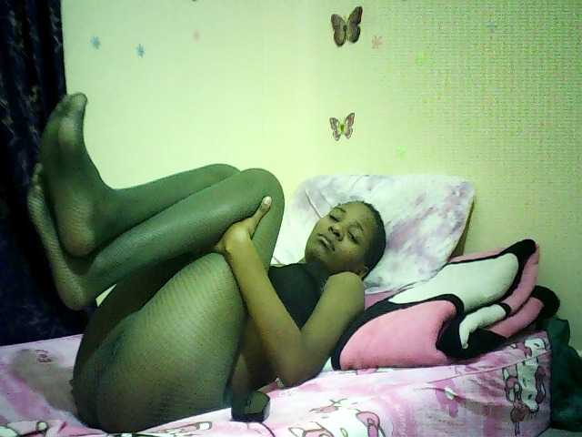 Blackfoxb live cam on BongaCams