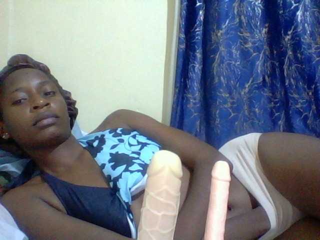 Blackfoxb live cam on BongaCams