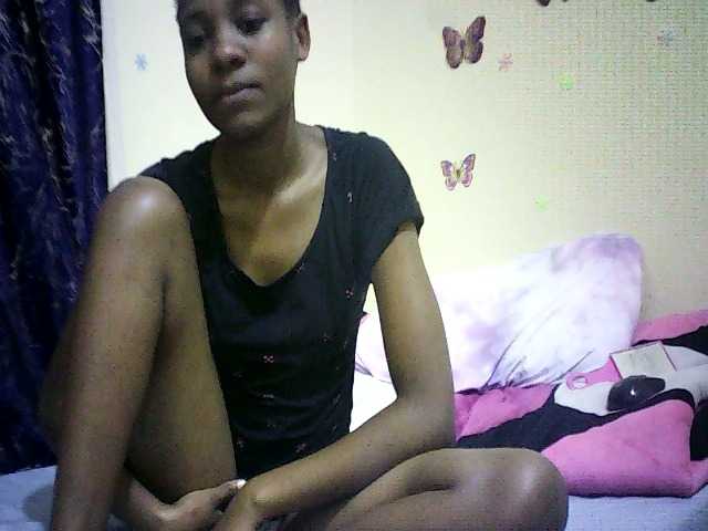 Blackfoxb live cam on BongaCams