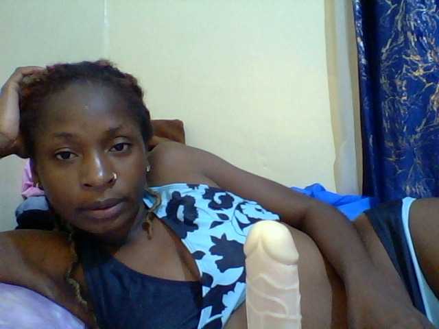 Blackfoxb live cam on BongaCams