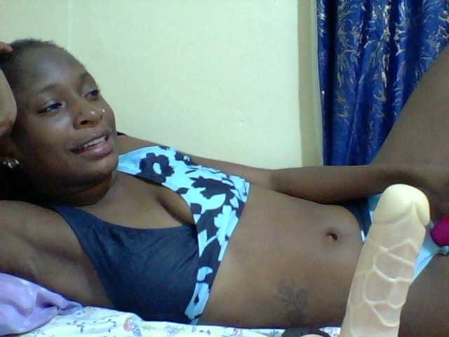 Blackfoxb live cam on BongaCams