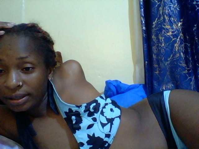 Blackfoxb live cam on BongaCams