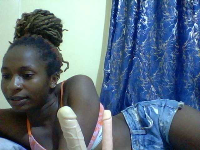 Blackfoxb live cam on BongaCams