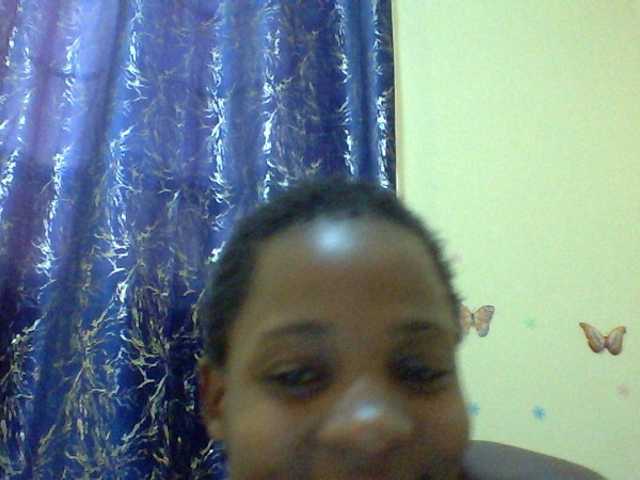 Blackfoxb live cam on BongaCams