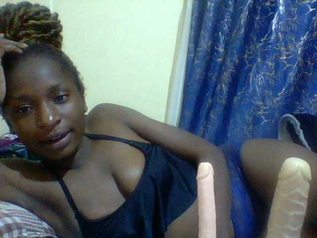 Blackfoxb live cam on BongaCams