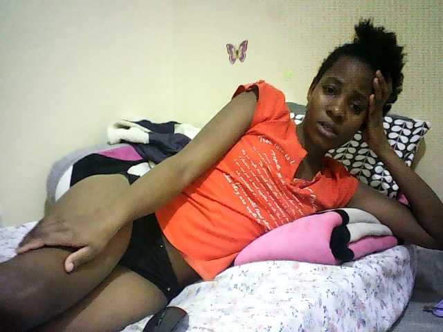 Blackfoxb live cam on BongaCams