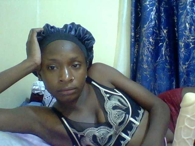 Blackfoxb live cam on BongaCams