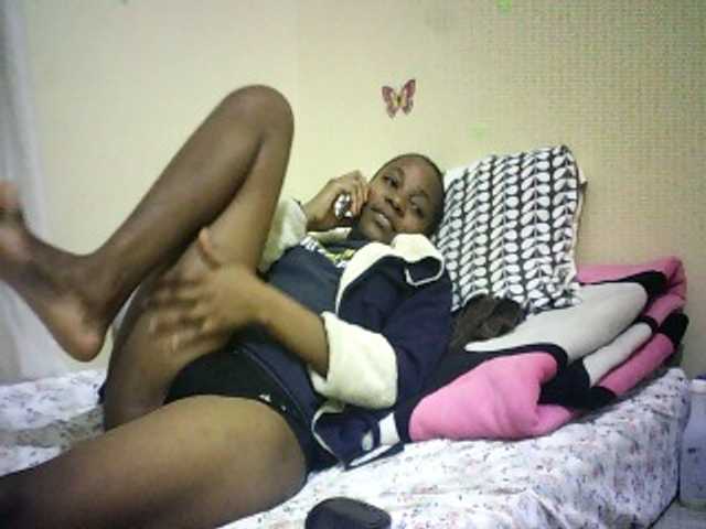 Blackfoxb live cam on BongaCams