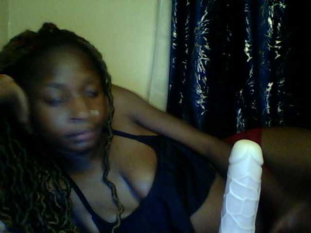 Blackfoxb live cam on BongaCams