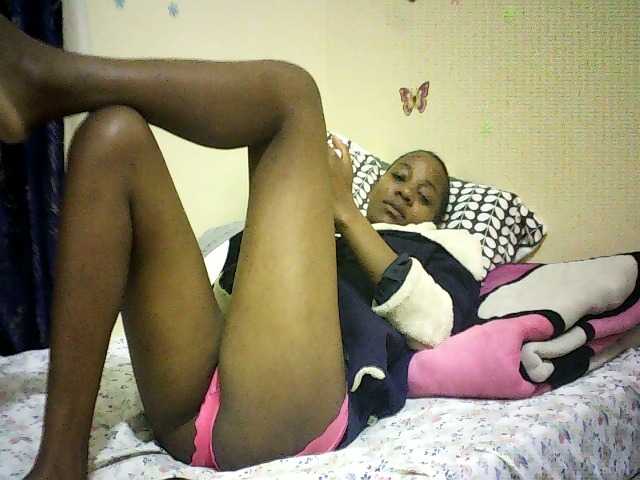 Blackfoxb live cam on BongaCams